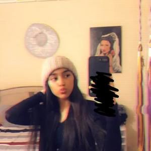 Meet your Posher, Mari